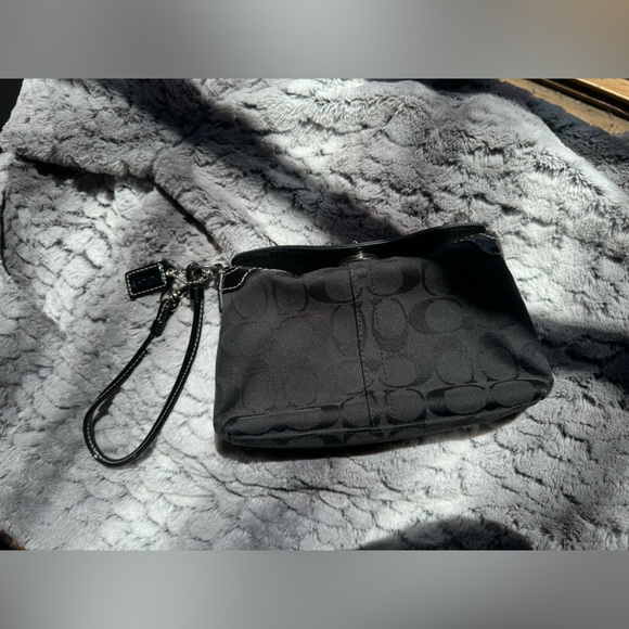 Black Coach Wallet - Picture 1 of 4